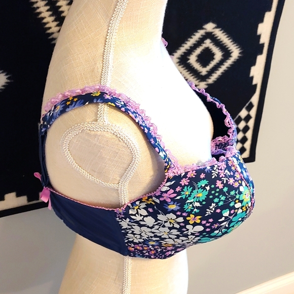 💜 EUC Cacique Brand Intimates Ladie's Cotton Blend Floral Pattern & Lace, 40F - Picture 6 of 14